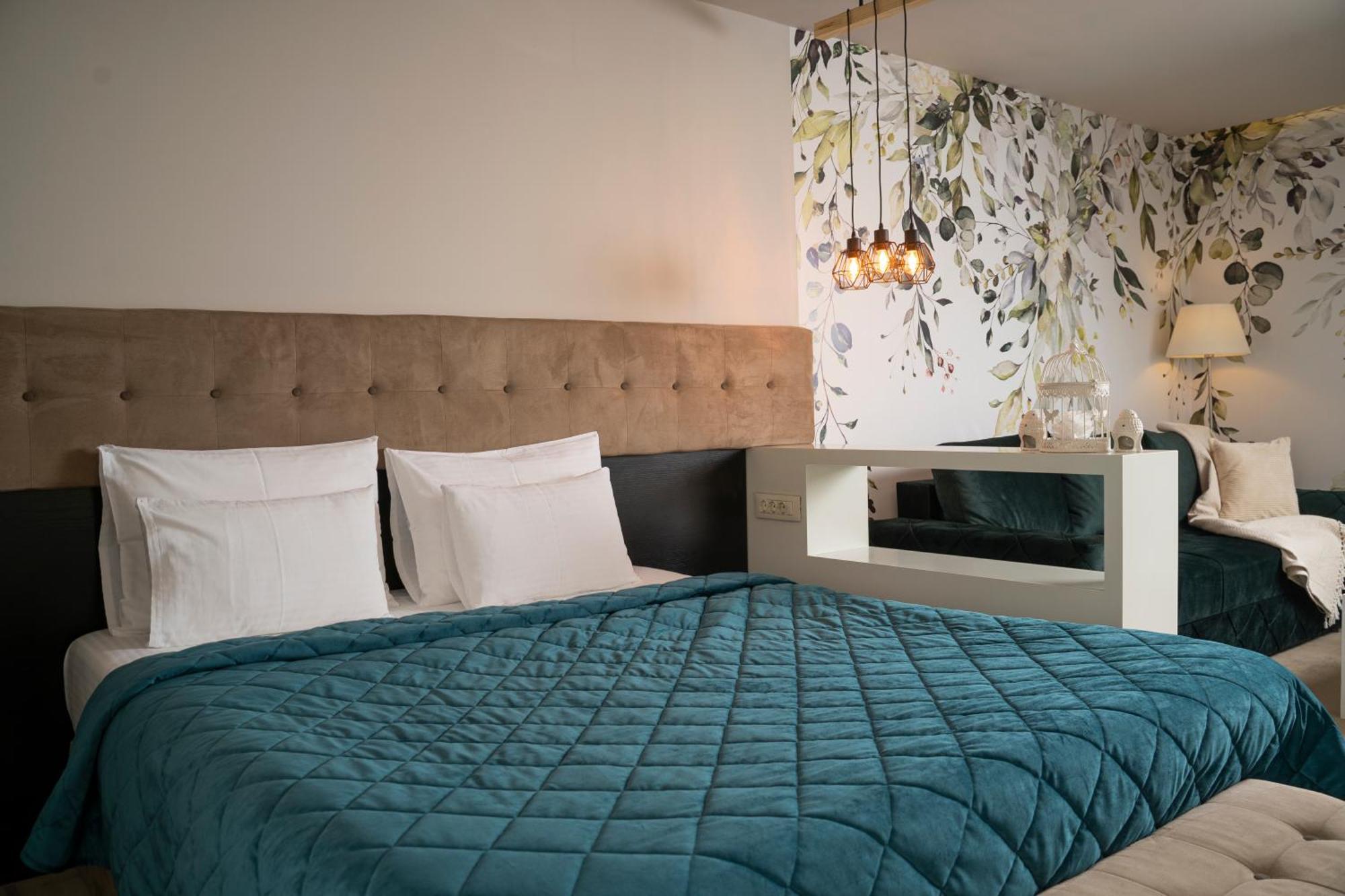 Akacija Luxury Suites بلغراد الغرفة الصورة